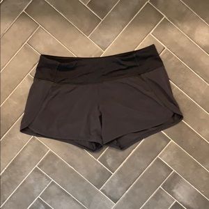 Lululemon black speed short